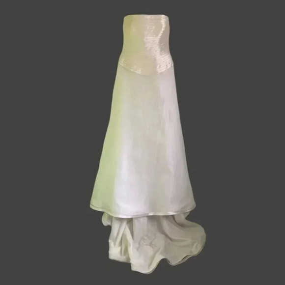 Dresses & Skirts - Ivory Strapless Beaded Wedding Dress Gown